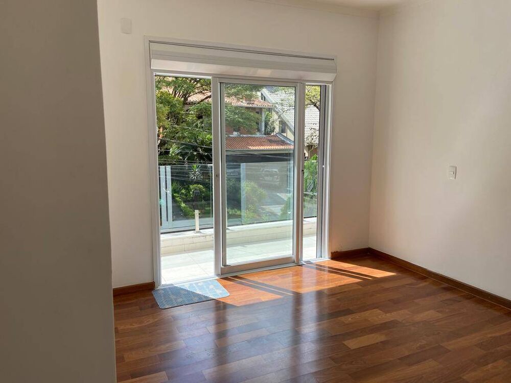 Casa, 4 quartos, 300 m² - Foto 1