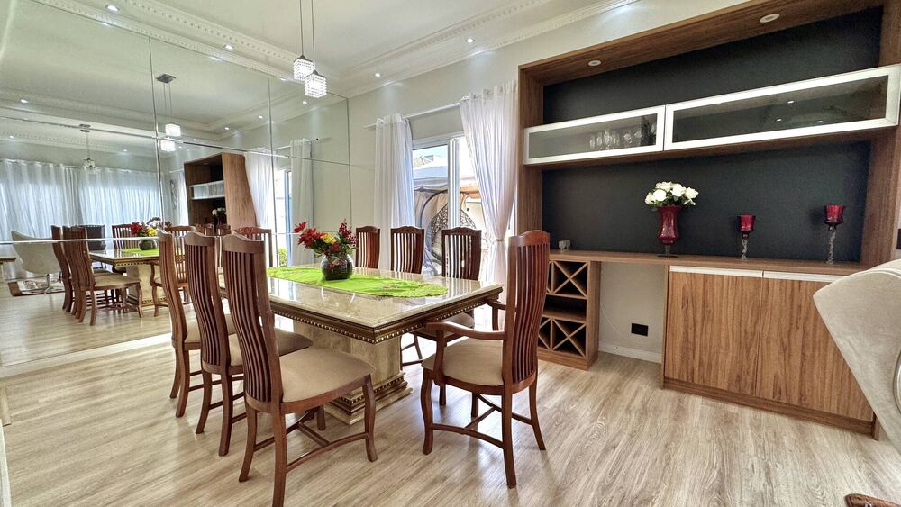 Casa, 4 quartos, 304 m² - Foto 3