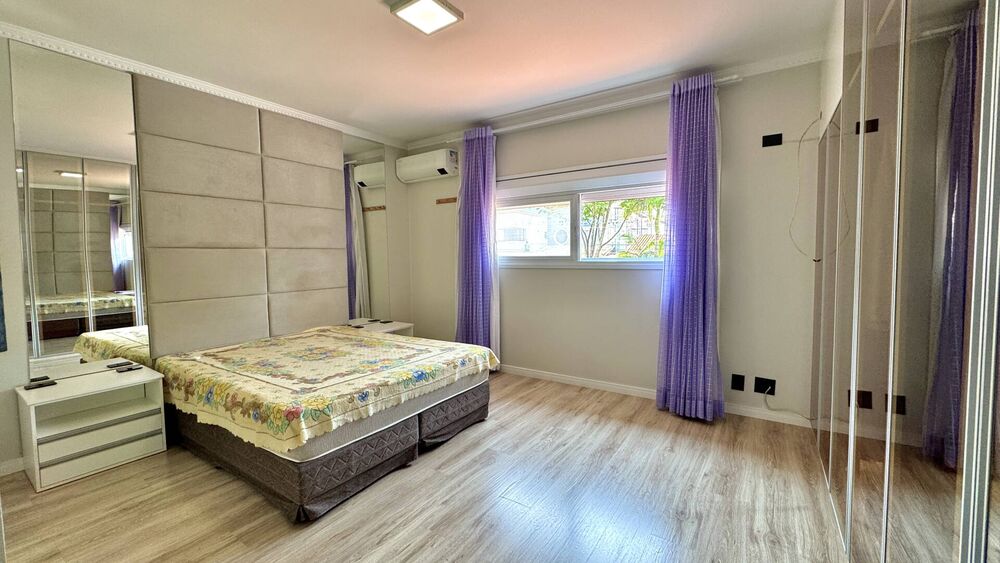 Casa, 4 quartos, 304 m² - Foto 4