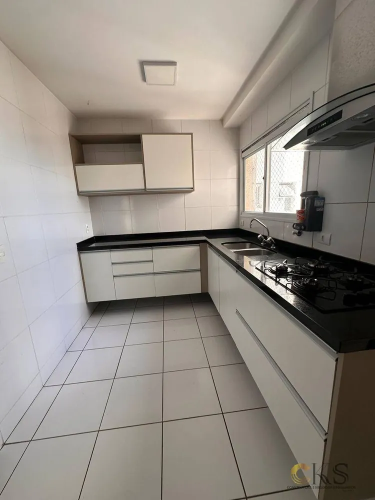 Apartamento, 3 quartos, 243 m² - Foto 2