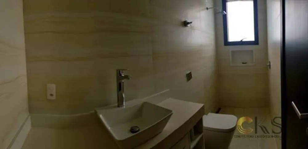 Casa, 4 quartos, 470 m² - Foto 1