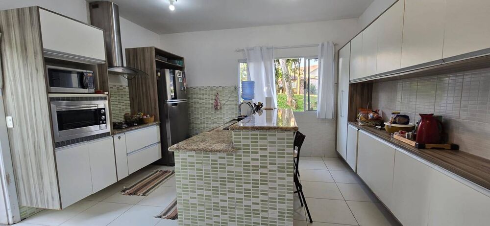 Casa, 4 quartos, 308 m² - Foto 1