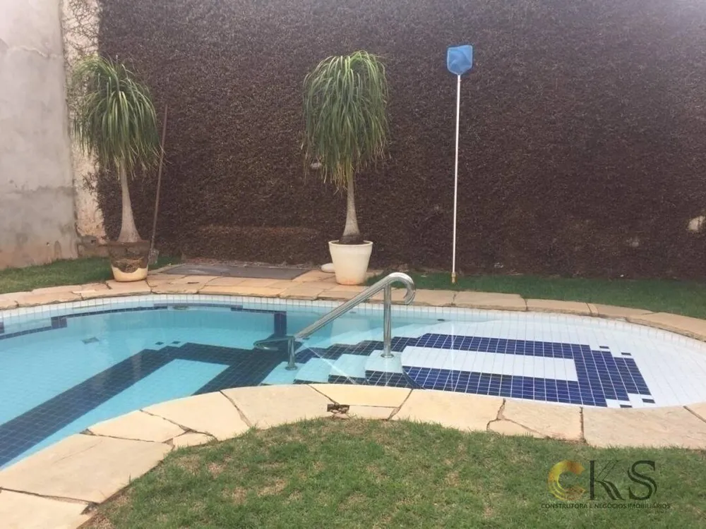 Casa, 4 quartos, 550 m² - Foto 2