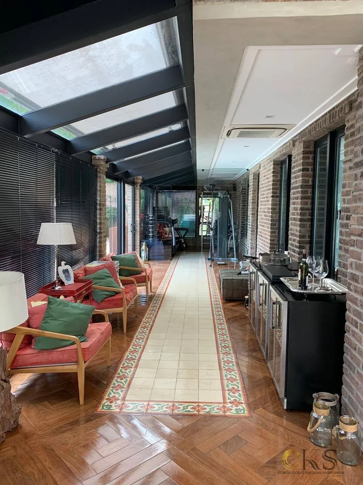 Casa, 6 quartos, 1637 m² - Foto 5