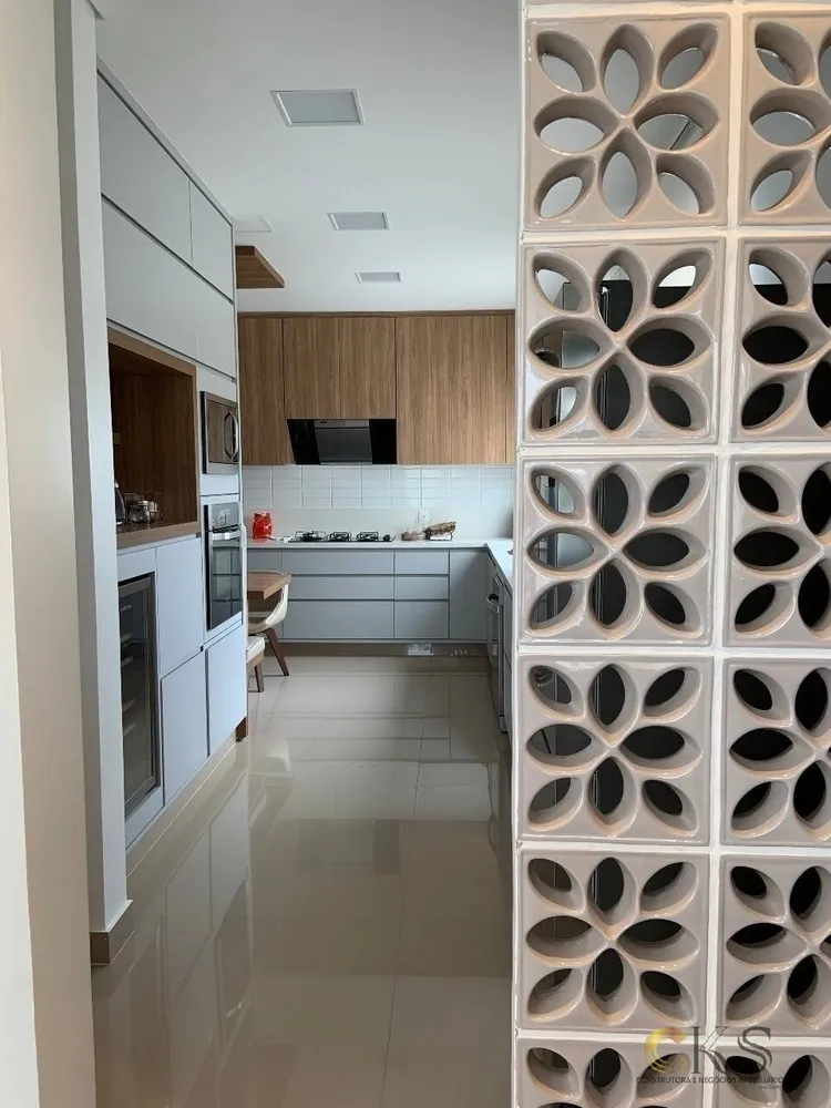 Apartamento, 4 quartos, 284 m² - Foto 2