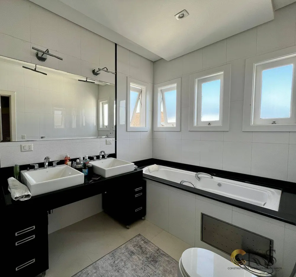 Casa, 4 quartos, 397 m² - Foto 2