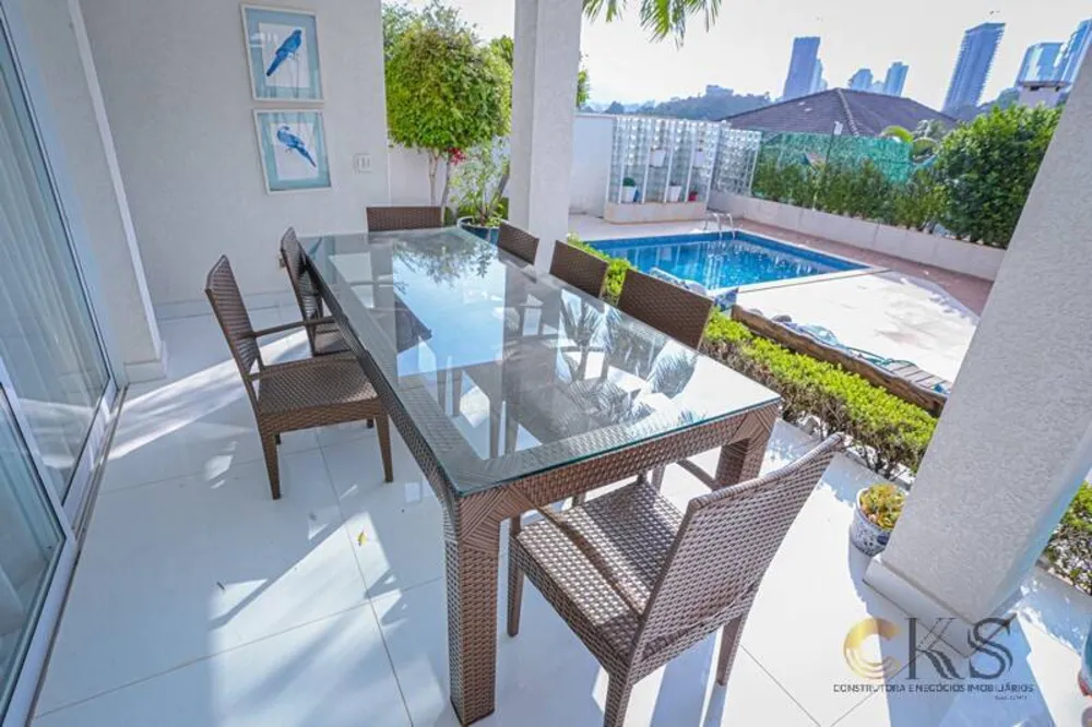 Casa, 4 quartos, 525 m² - Foto 1