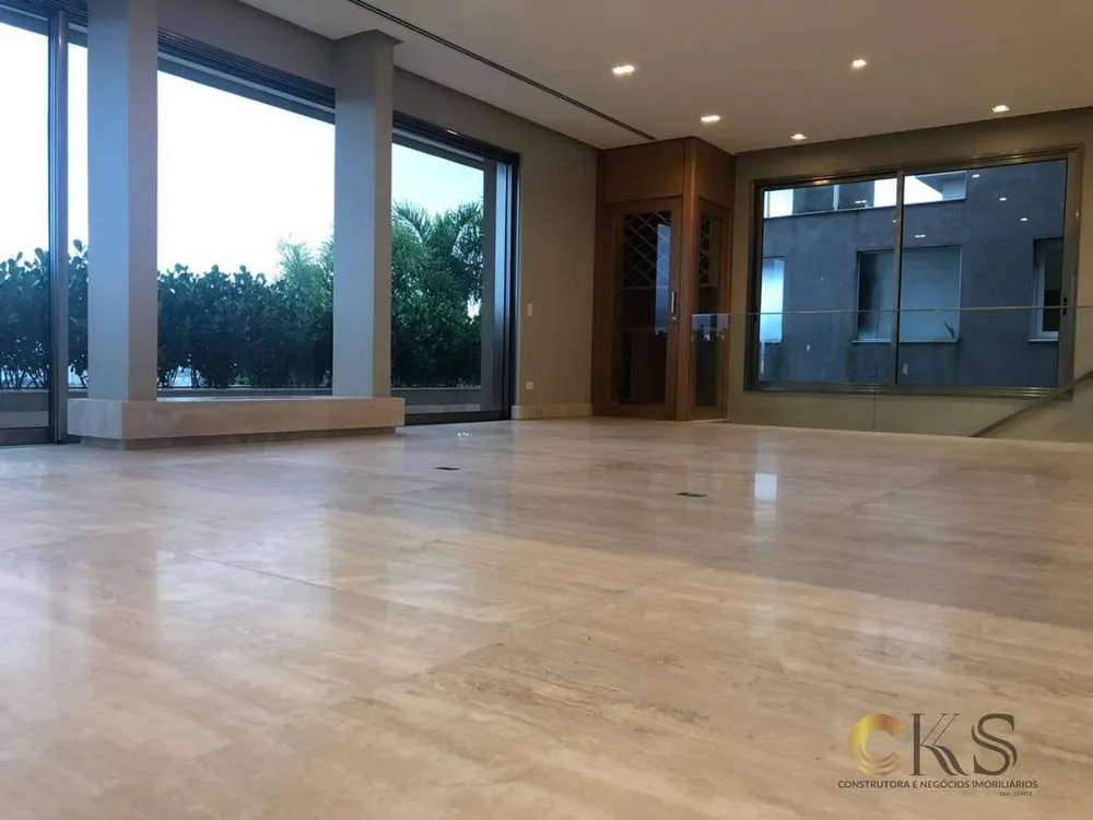 Casa, 4 quartos, 575 m² - Foto 3