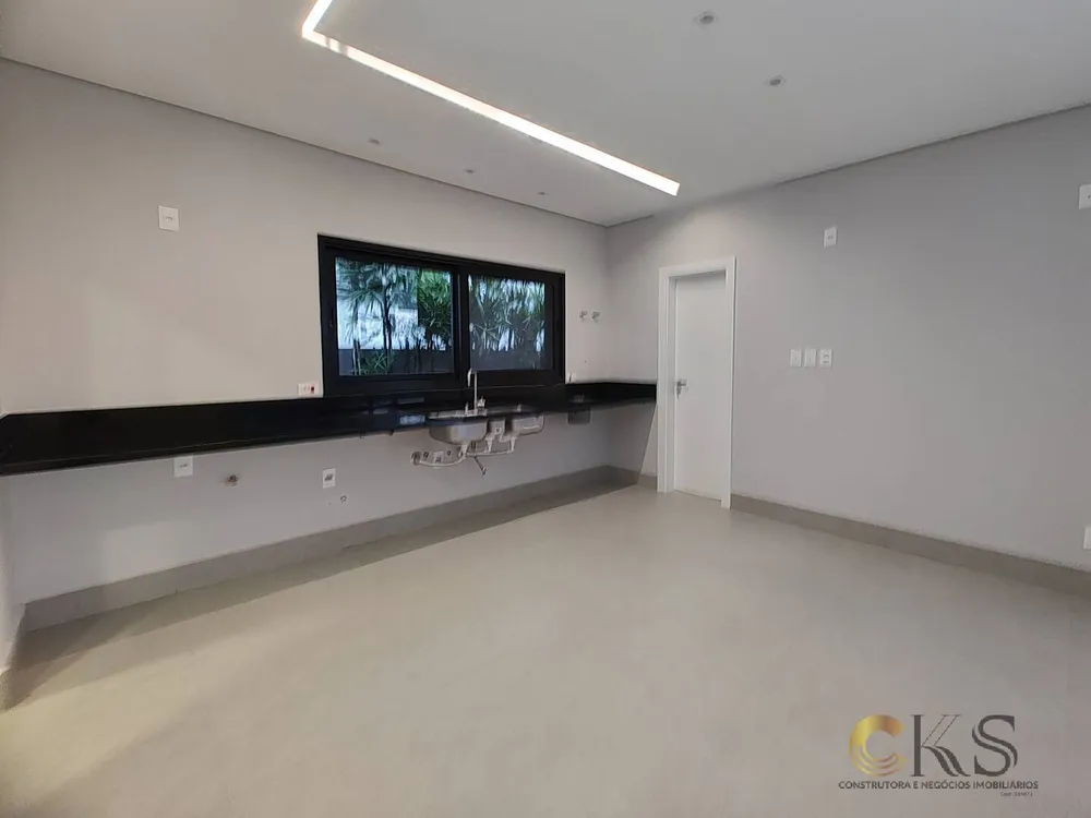 Casa, 4 quartos, 338 m² - Foto 2