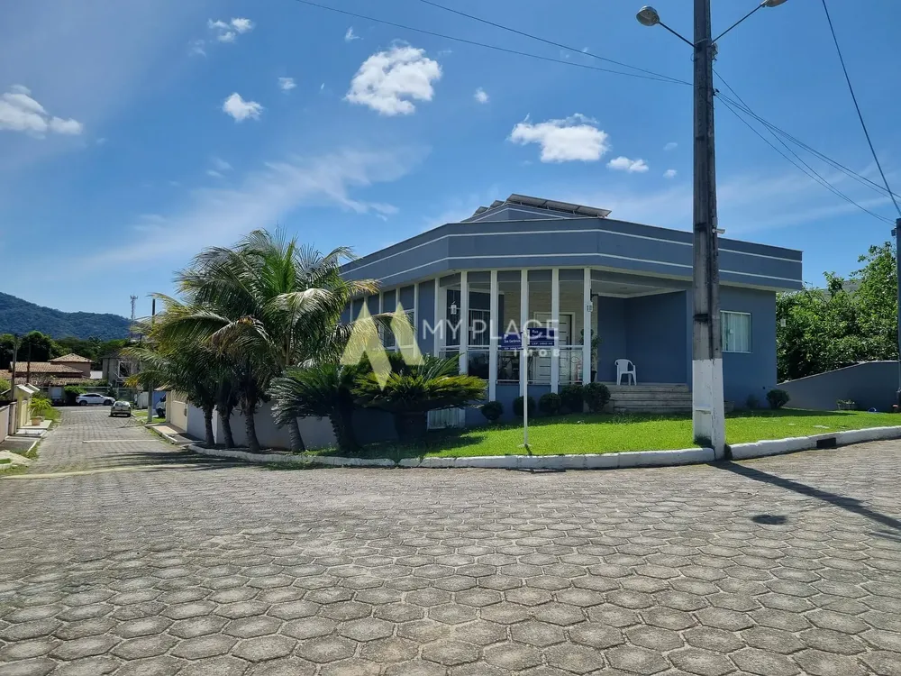 Casa, 3 quartos, 339 m² - Foto 1