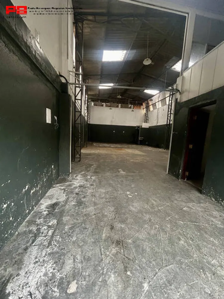 Depósito-Galpão, 216 m² - Foto 1