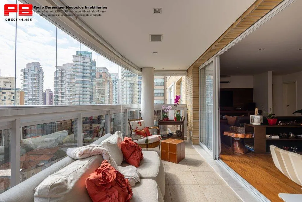 Apartamento, 3 quartos, 166 m² - Foto 1