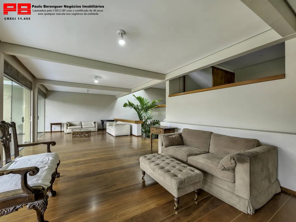 Sobrado, 5 quartos, 900 m² - Foto 1