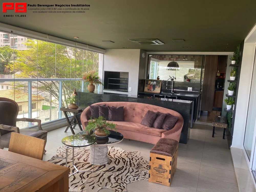 Apartamento, 3 quartos, 251 m² - Foto 1