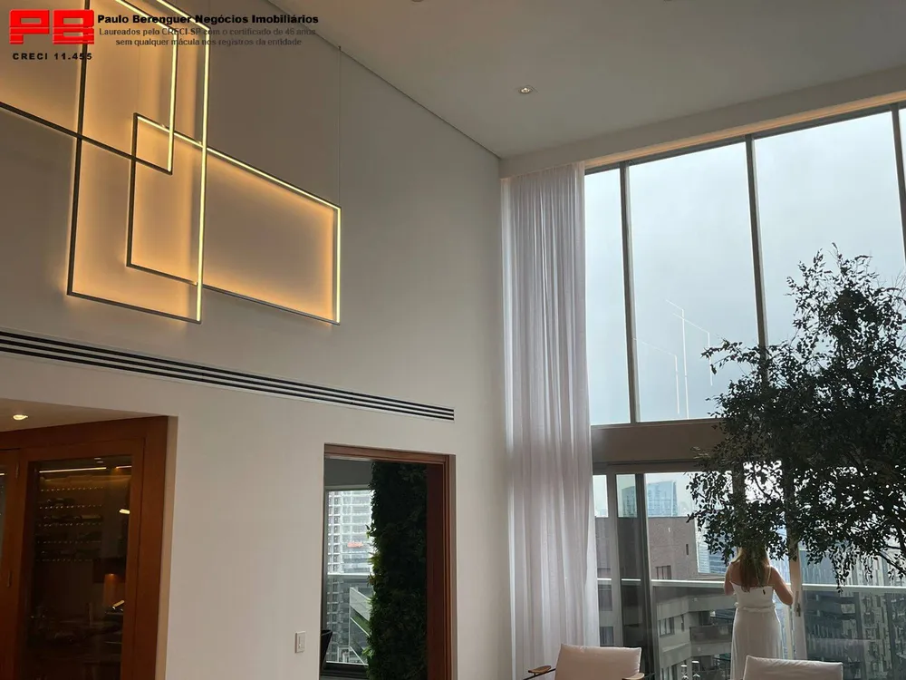 Apartamento, 3 quartos, 275 m² - Foto 2