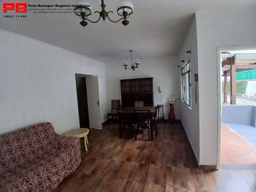 Casa para alugar com 4 quartos, 102m² - Foto 11