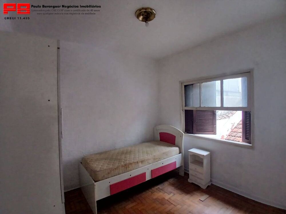 Casa para alugar com 4 quartos, 102m² - Foto 12