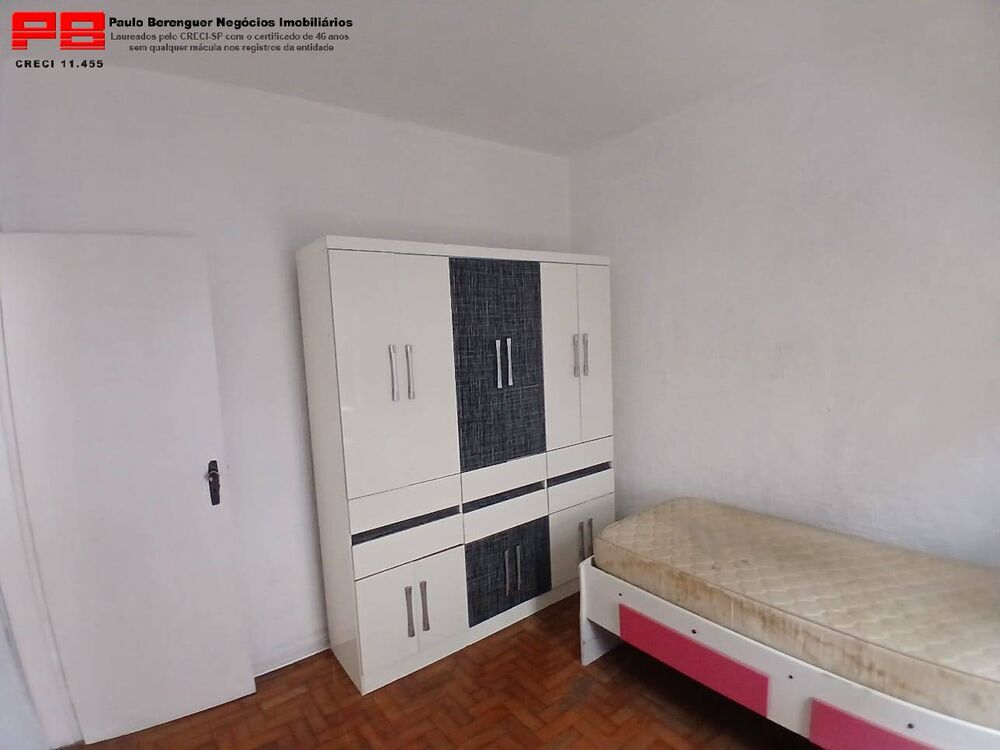Casa para alugar com 4 quartos, 102m² - Foto 3