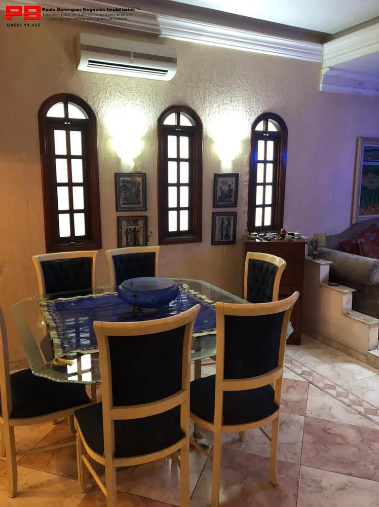 Casa, 4 quartos, 156 m² - Foto 1