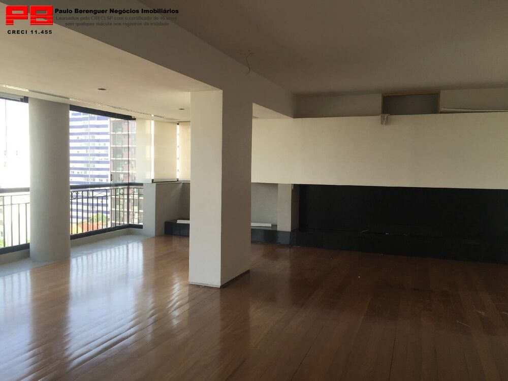 Apartamento, 3 quartos, 215 m² - Foto 1