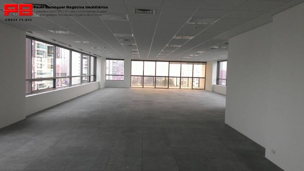 Conjunto Comercial-Sala para alugar, 267m² - Foto 1