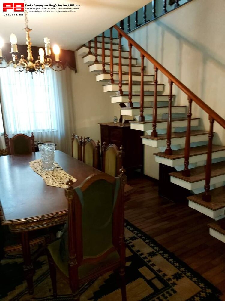 Sobrado, 3 quartos, 250 m² - Foto 1