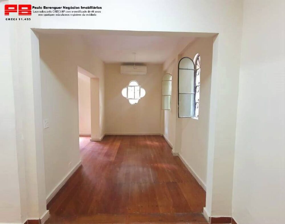 Prédio Inteiro para alugar, 75m² - Foto 1