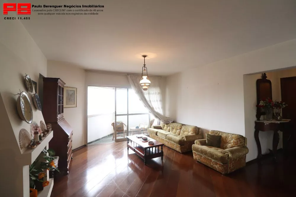 Apartamento à venda com 4 quartos, 182m² - Foto 1