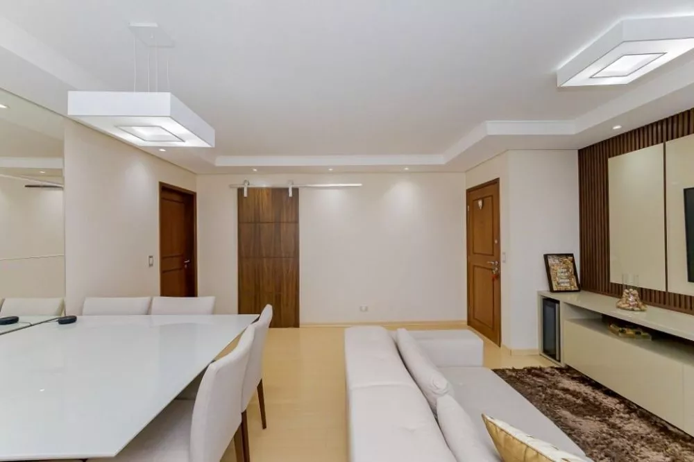 Apartamento à venda com 3 quartos, 103m² - Foto 2