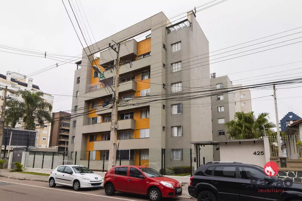 Apartamento à venda com 3 quartos, 110m² - Foto 1