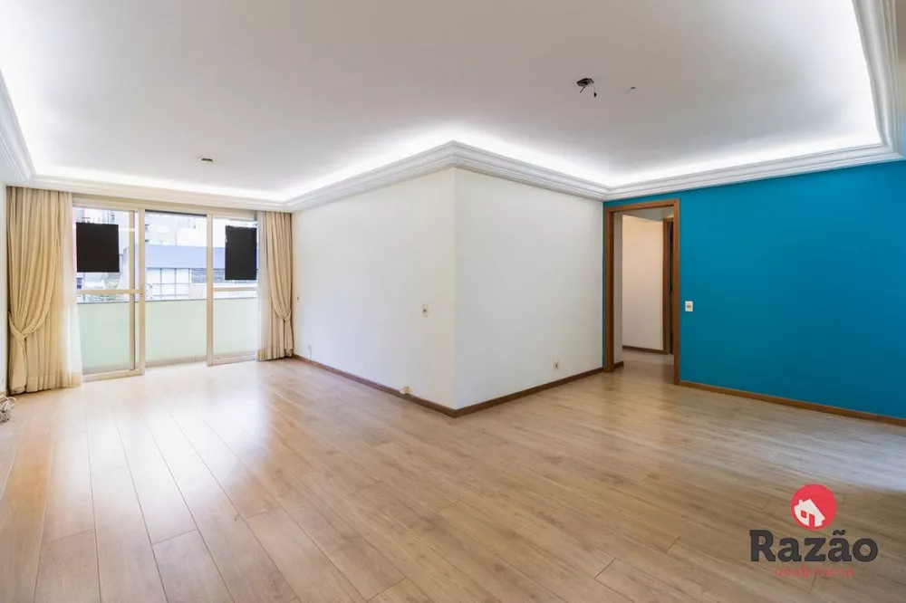 Apartamento à venda com 3 quartos, 110m² - Foto 4