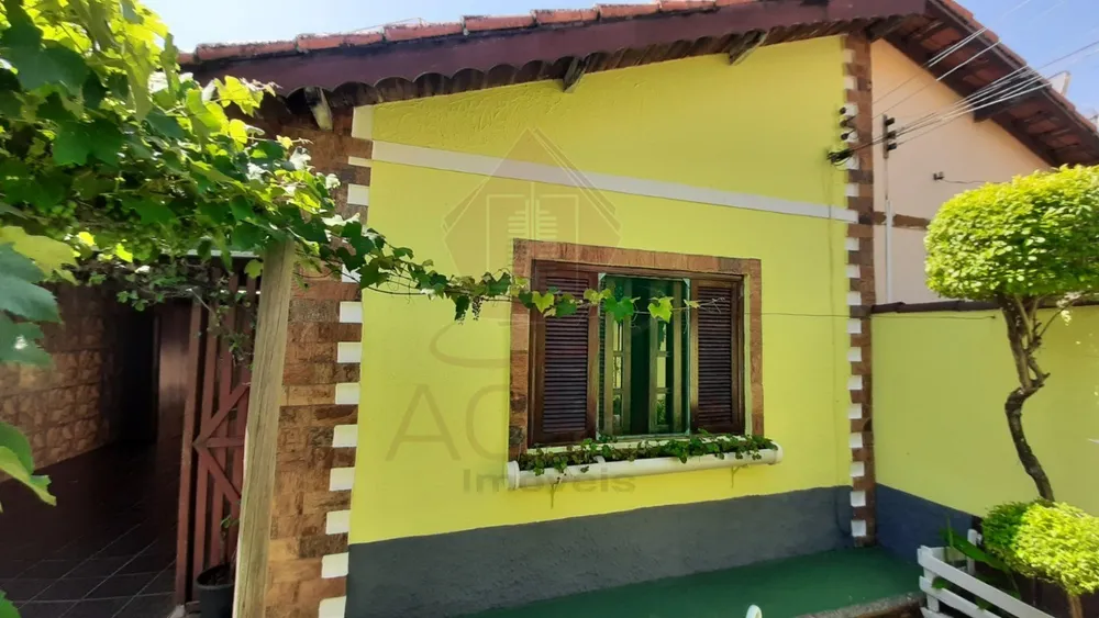 Casa, 2 quartos, 200 m² - Foto 1