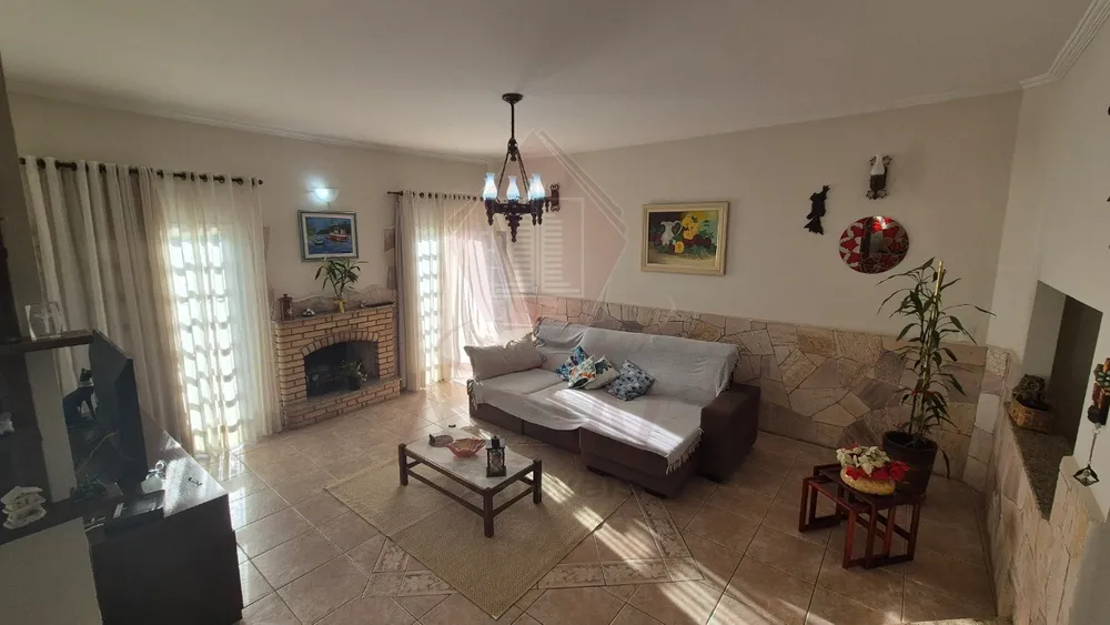 Casa, 3 quartos, 448 m² - Foto 1