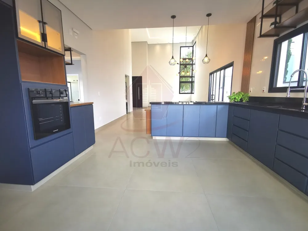 Casa, 3 quartos, 245 m² - Foto 1
