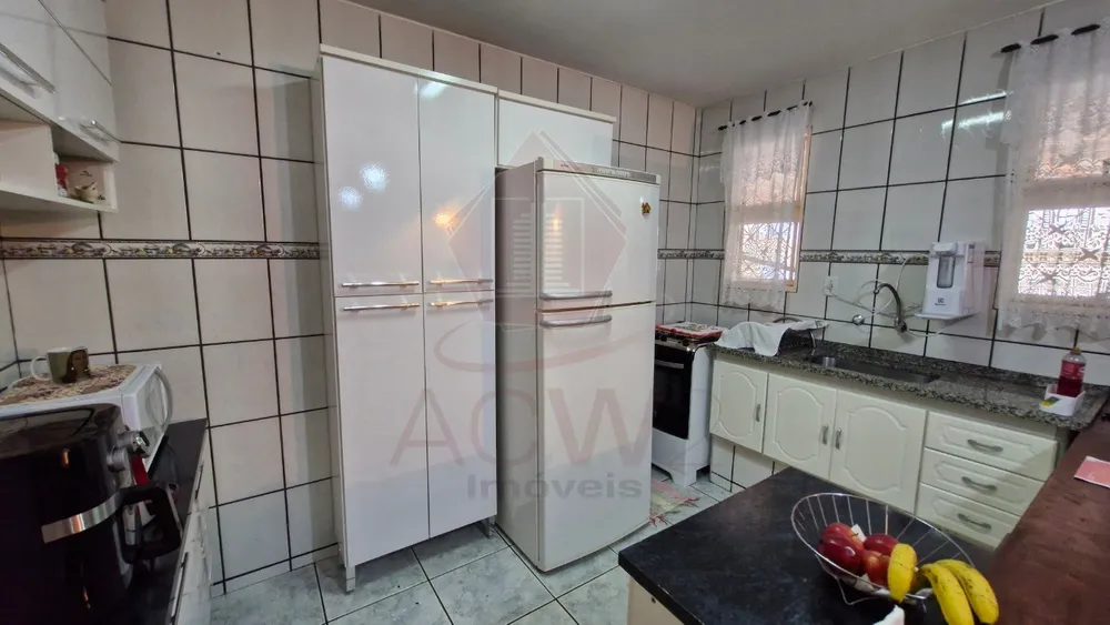 Casa, 6 quartos, 247 m² - Foto 4