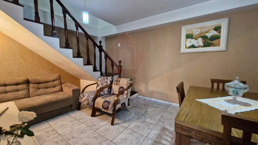 Casa, 6 quartos, 247 m² - Foto 1
