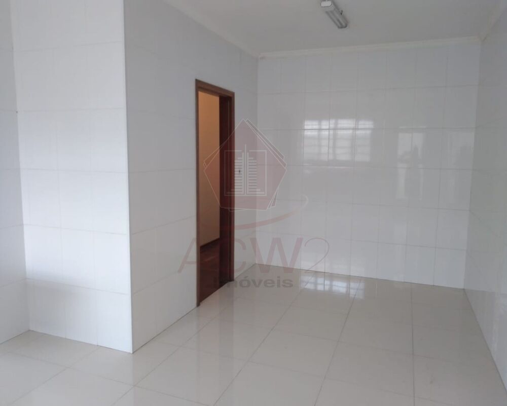 Casa, 3 quartos, 200 m² - Foto 1