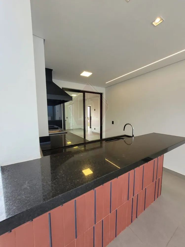 Casa, 3 quartos, 245 m² - Foto 8