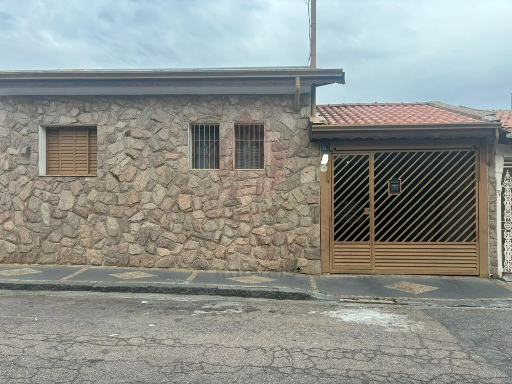 Casa, 5 quartos, 243 m² - Foto 1