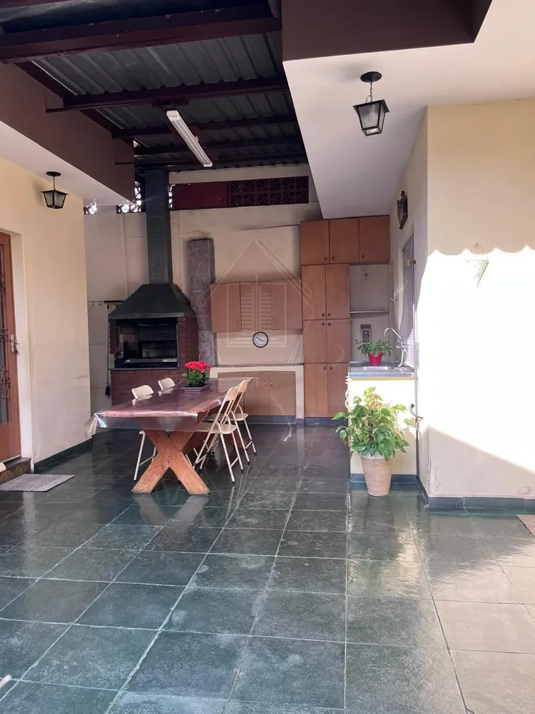 Casa, 5 quartos, 243 m² - Foto 9