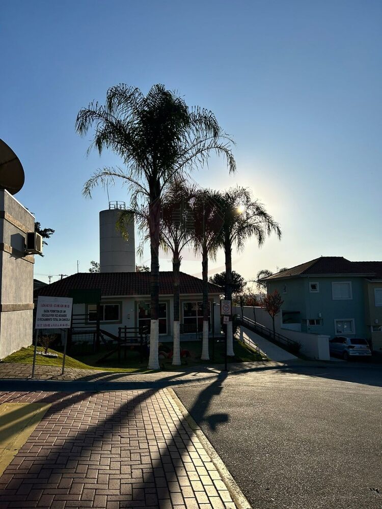 Casa, 2 quartos, 74 m² - Foto 1