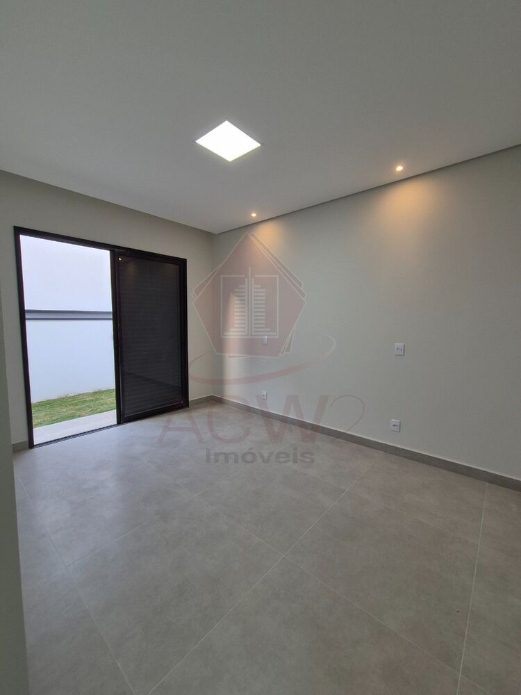 Casa, 3 quartos, 154 m² - Foto 1