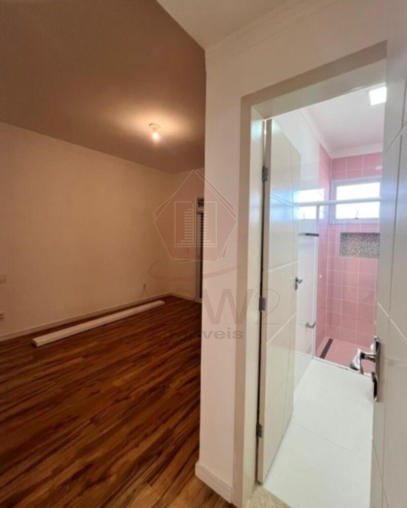 Casa, 6 quartos, 1000 m² - Foto 1