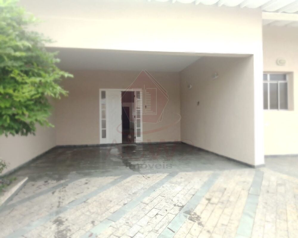 Casa, 3 quartos, 220 m² - Foto 1