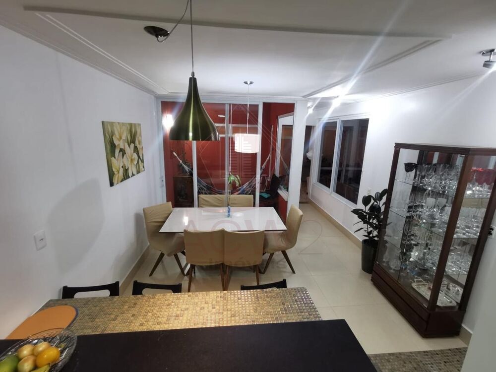 Casa à venda e aluguel com 4 quartos, 200m² - Foto 3