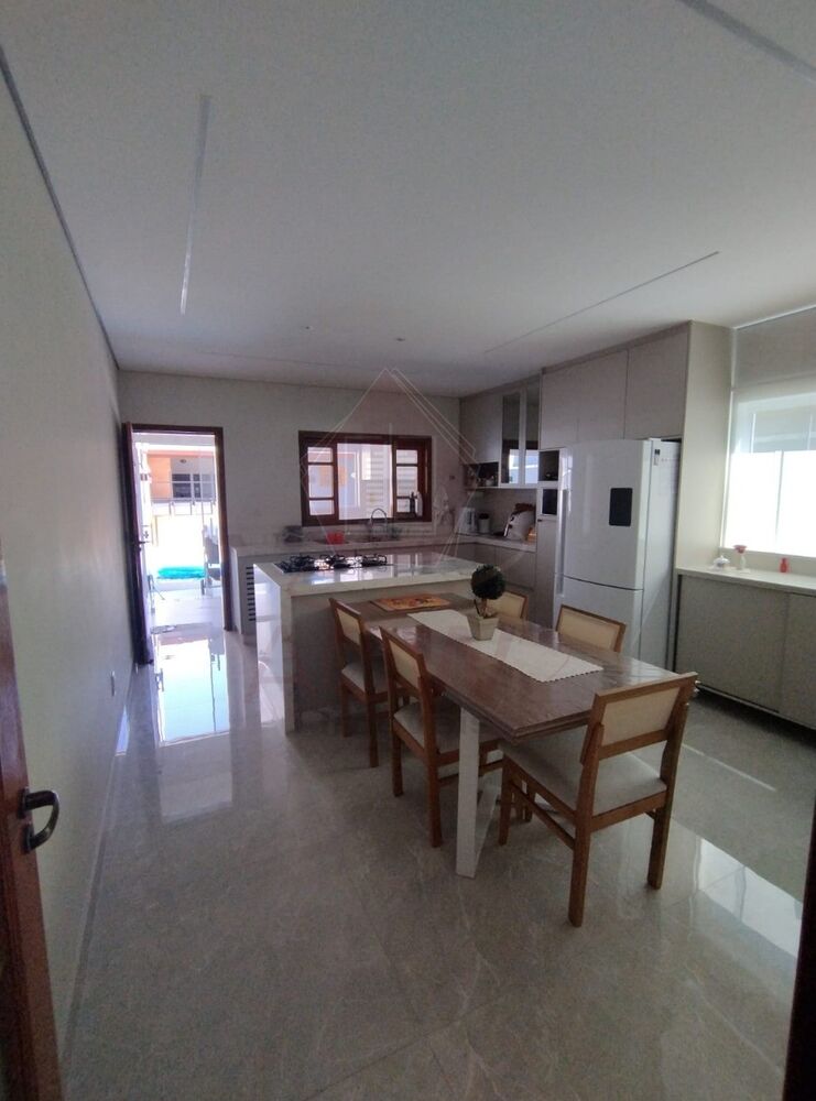 Casa, 3 quartos, 183 m² - Foto 4