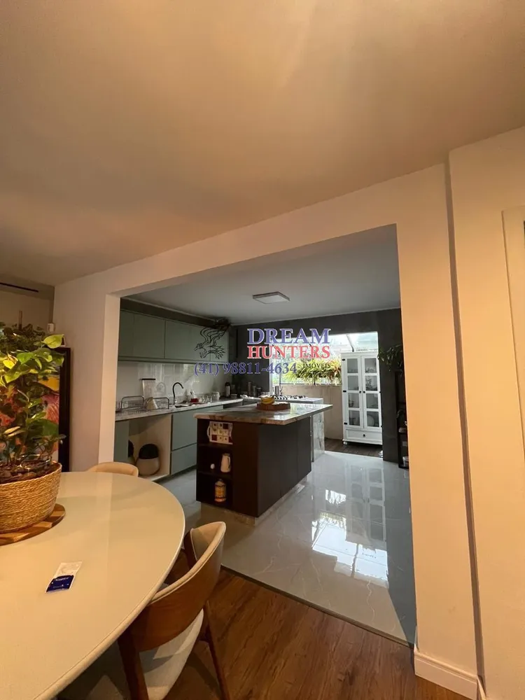 Casa, 5 quartos, 238 m² - Foto 11