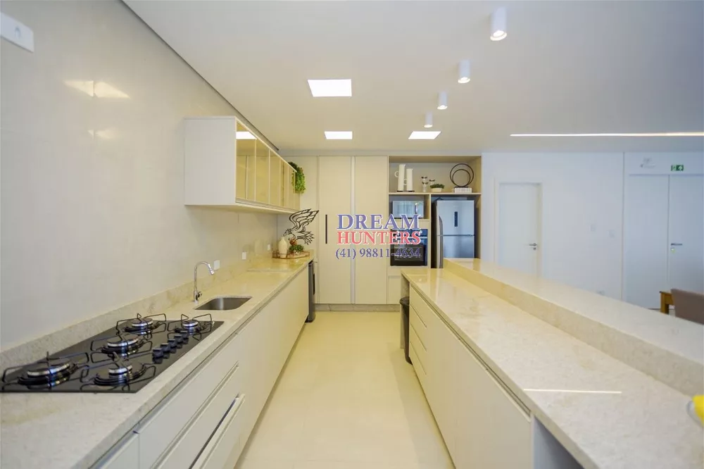 Cobertura, 3 quartos, 205 m² - Foto 2