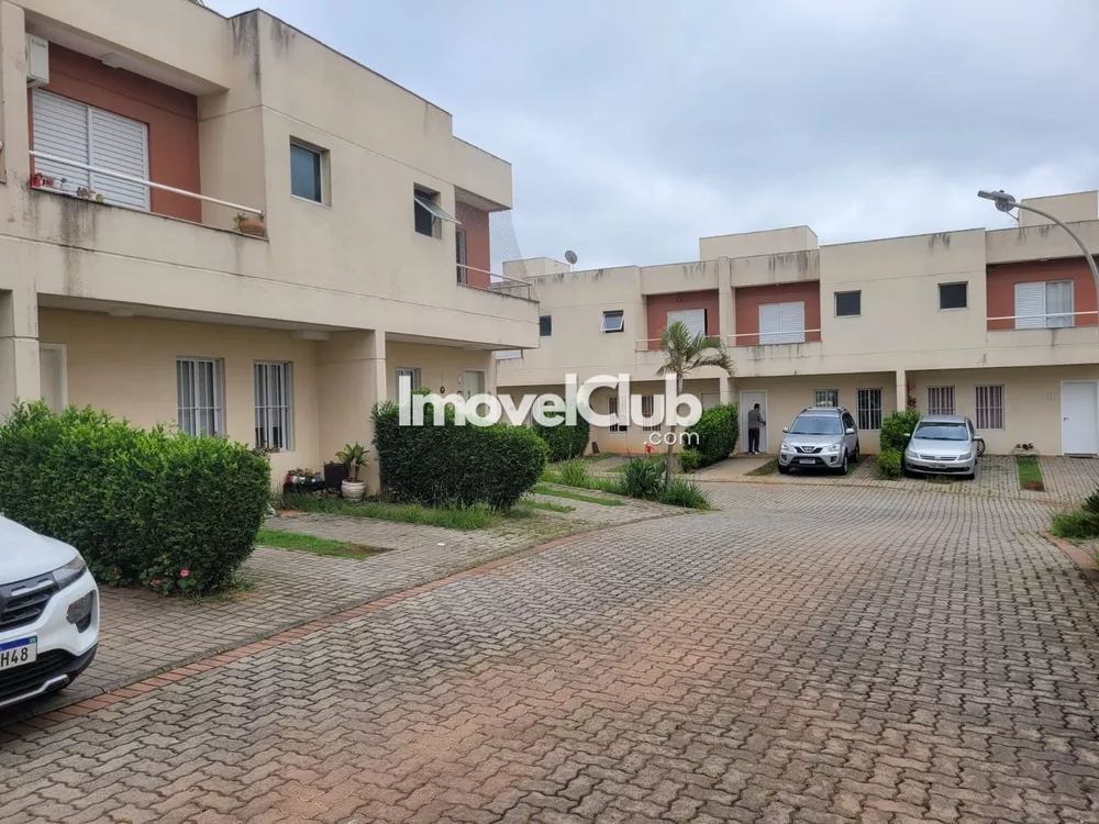 Casa de Condomínio para alugar com 3 quartos, 104m² - Foto 1