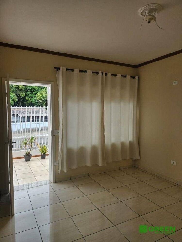 Sobrado à venda com 2 quartos, 214m² - Foto 2